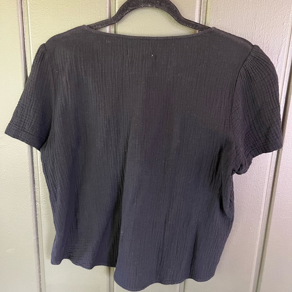 Tradlands Barcelona top in black gauze - Picture 2 of 2